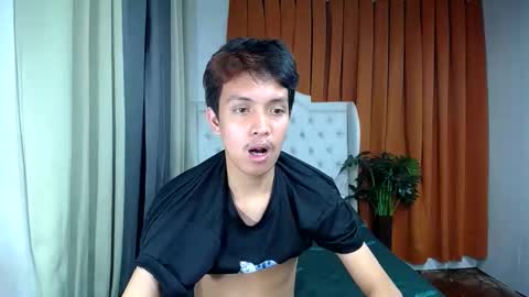 urhot_johny online show from April 2026 01:53:02 PM