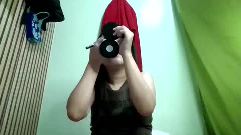 Snapshot of urhotasian4u chatting on March 2026 07:09:02 AM Jhossa online show from March 2026 07:09:02 AM