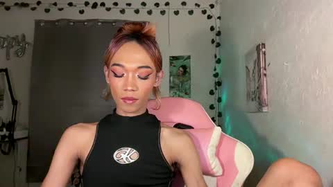 Snapshot of urhotfemboi_jayjay chatting on July 2026 01:06:02 PM itsjayjay online show from July 2026 01:06:02 PM