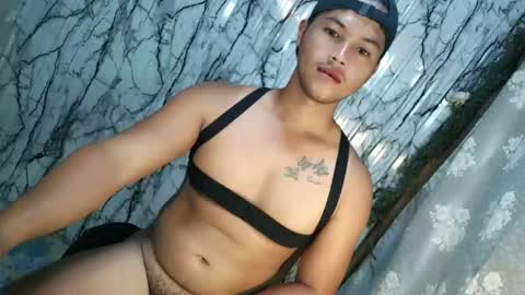 urhotfucker_eric online show from April 2026 01:18:01 AM