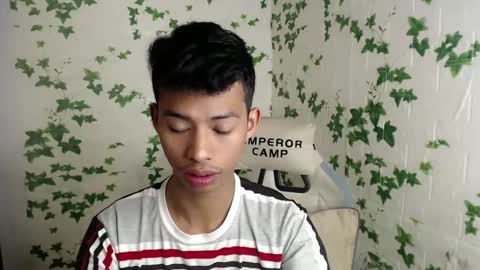 Snapshot of urhotfuckingass chatting on February 2025 11:26:01 PM richard online show from February 2025 11:26:01 PM