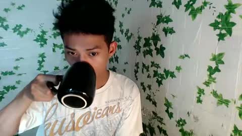 Snapshot of urhotfuckingass chatting on February 2025 05:33:01 AM richard online show from February 2025 05:33:01 AM