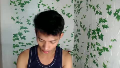 Snapshot of urhotfuckingass chatting on February 2025 11:33:02 PM richard online show from February 2025 11:33:02 PM