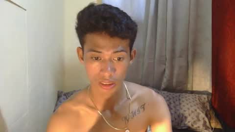 Snapshot of urhotfuckingass chatting on October 2025 12:38:02 PM richard online show from October 2025 12:38:02 PM