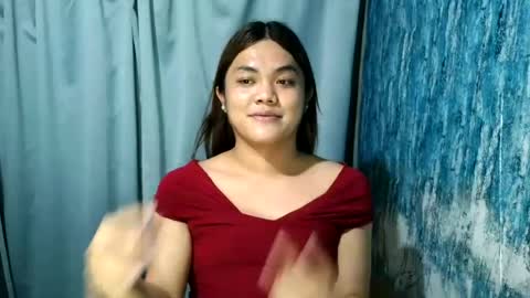 Snapshot of urhottie_bella chatting on June 2026 04:41:01 PM urhottie_bella online show from June 2026 04:41:01 PM