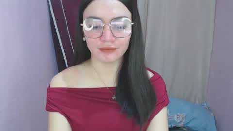 Snapshot of urhottiest_katey chatting on April 2026 06:35:02 AM Katey online show from April 2026 06:35:02 AM