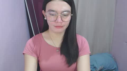 Snapshot of urhottiest_katey chatting on May 2026 07:28:02 AM Katey online show from May 2026 07:28:02 AM