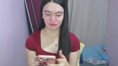 Snapshot of urhottiest_katey chatting on May 2026 03:02:01 AM Katey online show from May 2026 03:02:01 AM