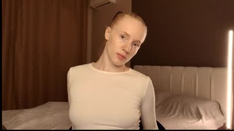 ElizabethLizy online show from May 2026 06:38:02 PM