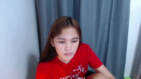 Amira online show from December 2024 04:25:01 AM