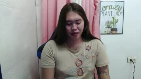 Sofie online show from November 2025 03:35:01 PM