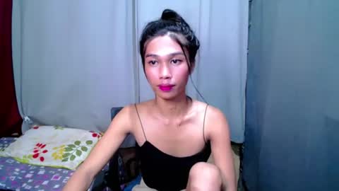 Snapshot of urloverjasmine_xx chatting on June 2026 04:11:01 AM urloverjasmine_xx online show from June 2026 04:11:01 AM