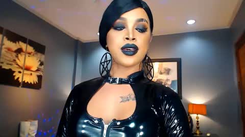 UrMajestyTyra online show from January 2025 06:03:01 AM