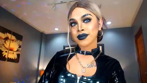 UrMajestyTyra online show from February 2025 12:36:02 AM