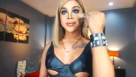 UrMajestyTyra online show from February 2025 10:07:02 AM