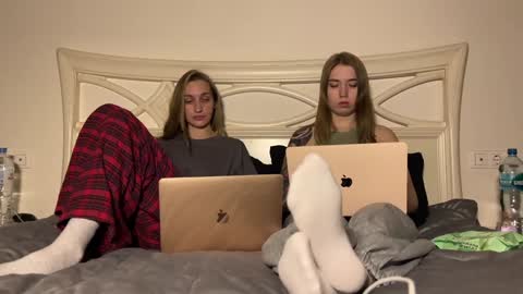 urmissalice online show from December 2024 03:35:01 PM