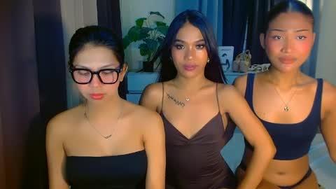 ur fave sanya online show from April 2026 06:20:01 PM