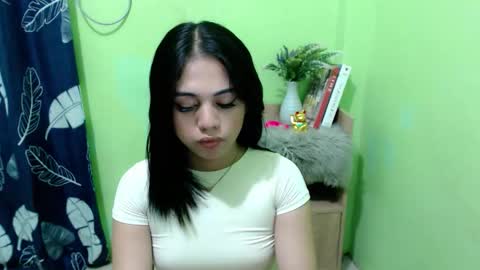 urmystical_sofie online show from December 2025 10:02:01 AM