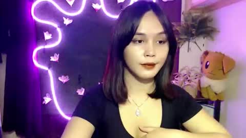 Pia online show from October 2025 11:57:02 PM