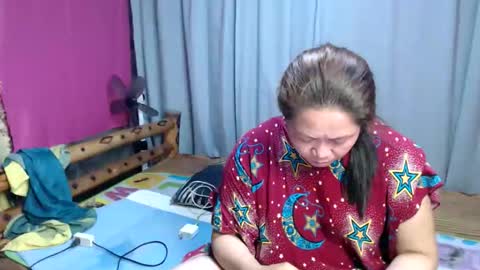 Snapshot of urpinay_singlemother chatting on May 2026 08:30:02 AM urpinay_singlemother online show from May 2026 08:30:02 AM