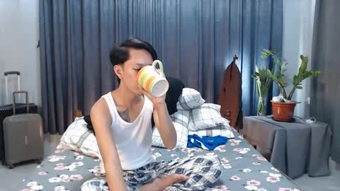 Snapshot of urpinoyasianx chatting on February 2025 09:24:02 PM Mel online show from February 2025 09:24:02 PM