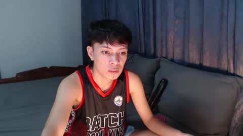 Snapshot of urpinoyasianx chatting on October 2025 05:30:01 PM Mel online show from October 2025 05:30:01 PM