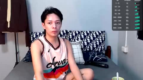 Snapshot of urpinoyasianx chatting on October 2025 08:58:02 AM Mel online show from October 2025 08:58:02 AM