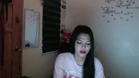 Snapshot of urpreciouspinayxxx chatting on March 2025 10:16:02 PM hi im kim online show from March 2025 10:16:02 PM