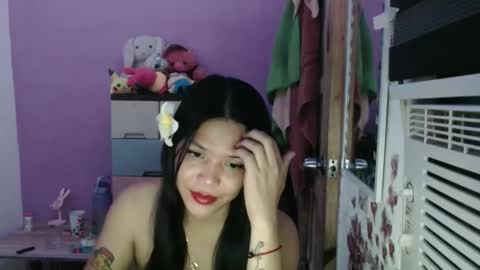 Snapshot of urpreciouspinayxxx chatting on October 2025 11:44:02 AM hi im kim online show from October 2025 11:44:02 AM