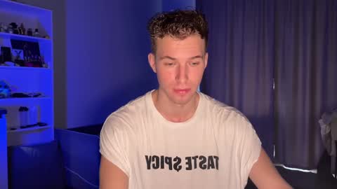 ursaotome online show from September 2025 09:44:01 AM