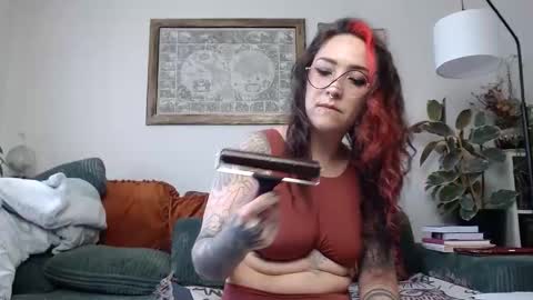 Ursinae online show from May 2026 10:14:02 PM