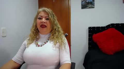 Eveling Blanco  online show from January 2025 03:59:01 AM
