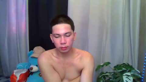 ursweet_jade online show from April 2026 07:20:01 AM