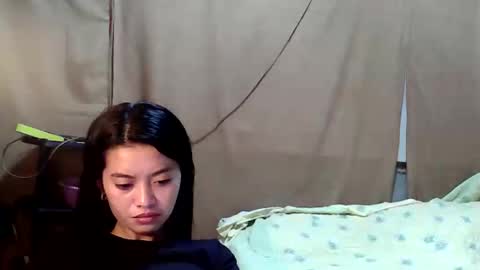 Snapshot of urtinypinay chatting on October 2025 01:30:01 AM urtinypinay online show from October 2025 01:30:01 AM