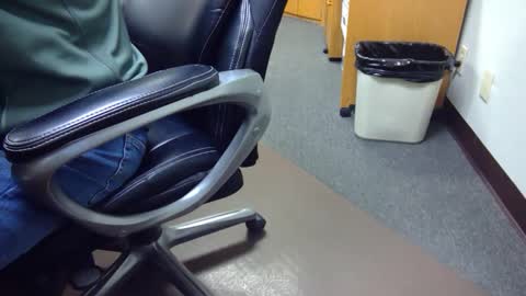 useemie online show from December 2024 07:37:02 PM