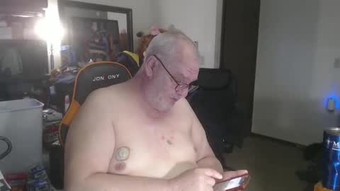 Snapshot of usgoober chatting on April 2026 11:48:01 AM Eric online show from April 2026 11:48:01 AM