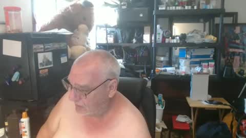 Snapshot of usgoober chatting on June 2026 01:21:01 PM Eric online show from June 2026 01:21:01 PM