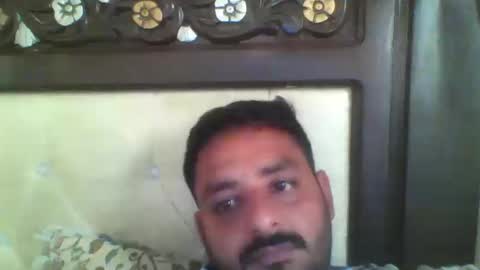 Snapshot of usman184 chatting on September 2025 09:55:01 AM Mian184 online show from September 2025 09:55:01 AM