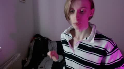 Snapshot of usuck364662 chatting on December 2024 03:26:02 PM Excuse me online show from December 2024 03:26:02 PM