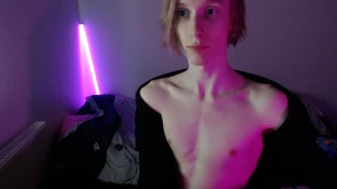 Snapshot of usuck364662 chatting on January 2025 05:51:02 PM Excuse me online show from January 2025 05:51:02 PM