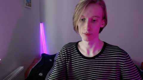 Snapshot of usuck364662 chatting on January 2025 07:43:01 AM Excuse me online show from January 2025 07:43:01 AM