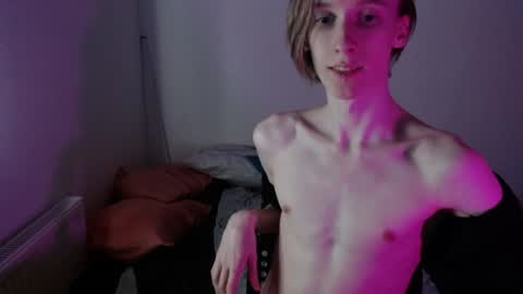 Snapshot of usuck364662 chatting on January 2025 02:19:01 PM Excuse me online show from January 2025 02:19:01 PM