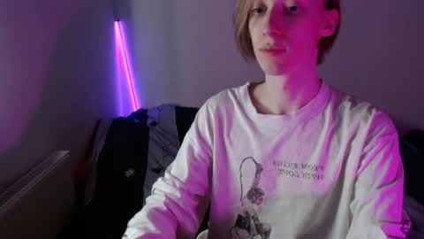 Snapshot of usuck364662 chatting on January 2025 03:17:01 AM Excuse me online show from January 2025 03:17:01 AM