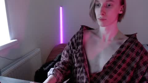 Snapshot of usuck364662 chatting on February 2025 06:32:01 AM Excuse me online show from February 2025 06:32:01 AM