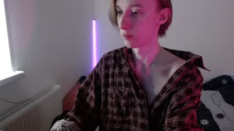 Snapshot of usuck364662 chatting on February 2025 03:21:02 AM Excuse me online show from February 2025 03:21:02 AM