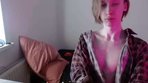 Snapshot of usuck364662 chatting on February 2025 03:56:01 AM Excuse me online show from February 2025 03:56:01 AM