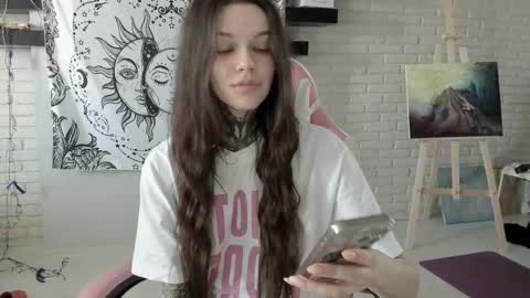 Snapshot of uwu_eva chatting on March 2025 10:51:01 AM Eva online show from March 2025 10:51:01 AM