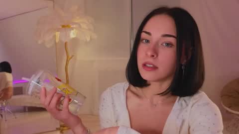 Anika On vacation online show from January 2025 01:08:01 AM