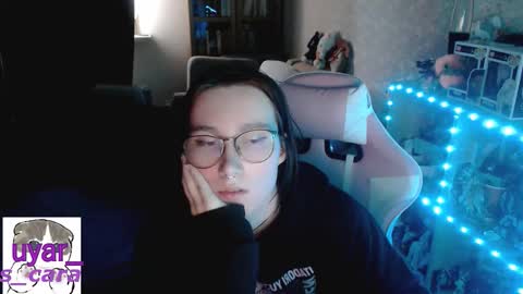 Cara online show from September 2025 02:55:01 PM