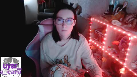 Cara online show from November 2025 09:00:02 AM